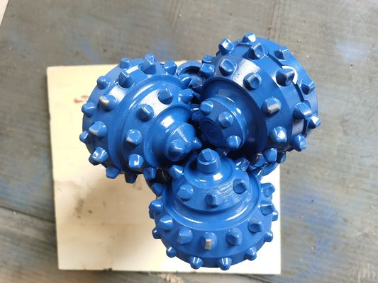 La roca tricónica de la perforación del pozo de agua mordió el cojinete liso del sello del metal de IADC 537 de 17 1/2”