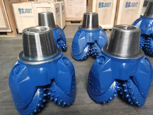 trépanos de sondeo de 393.7m m IADC 537 para las plataformas petroleras forja y tratamiento térmico