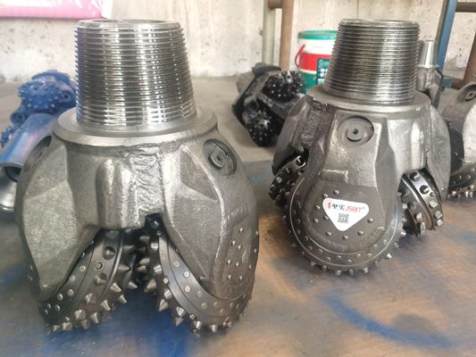 Broca de roca rotatoria del carburo de tungsteno del pedazo tricónico 15 el 1/2” 393.7M M de JSBIT Tci